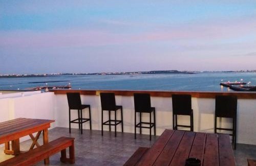 Magong House | Unforgettable Bay Star B&B: Family-Friendly with Hot Tub