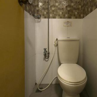 Baclaran Hotel | Budget-Friendly Stay at Freemont Place: Your Ideal Getaway