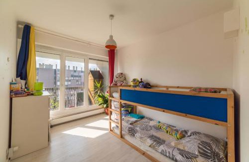 Flandres Apartment | Eye-Catching Skyscraper with Two Scenic Terraces