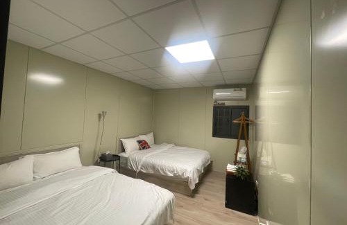 Dongshi District House | Family-Friendly Stay at 夏橙民宿 with Kitchen Access