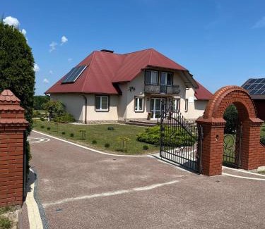 gmina Adamowka Apartment | Discover Family-Friendly Comfort at Andrzejówka Hotel