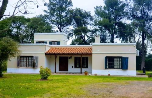 Lujan House | Exceptional Quinta Luján LA ESCONDIDA: Pet-Friendly Stay