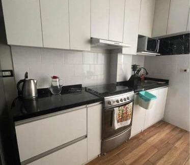Coronel Gregorio Albarracin Lanchipa Apartment | Spacious 3-Bedroom Apartment with Parking & Pet Friendly