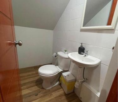 Coronel Gregorio Albarracin Lanchipa Apartment | Spacious 3-Bedroom Apartment with Parking & Pet Friendly
