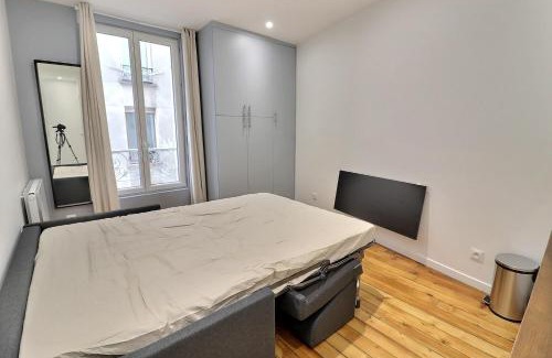 Quartier de la Chapelle Apartment | Cozy Apartment for Two in the Heart of Paris