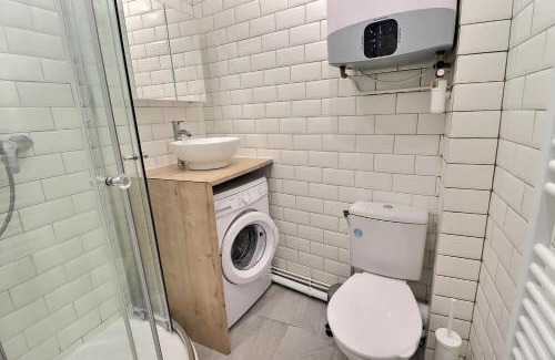 Quartier de la Chapelle Apartment | Cozy Apartment for Two in the Heart of Paris