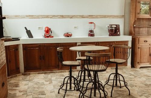 Morretes House | Pet-Friendly Retreat at Casa Emanuelle with Pool Access