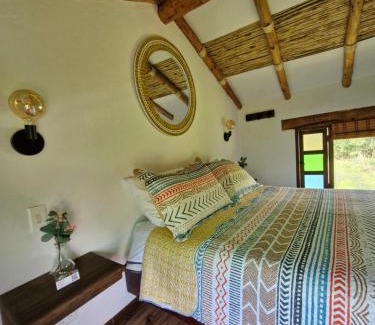 Raquira Cabin | Experience Oceanfront Comfort at Hospedaje Resguardo Real