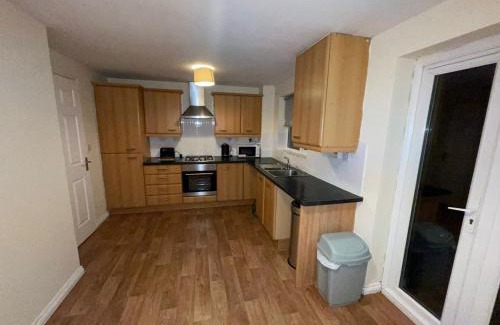Crewe House | Cozy Room 5 at Chassagne Guest House with Hot Tub Access