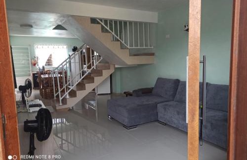 Guaratuba House | Relax at Sobrado da Felicidade with Ocean Views & Pool