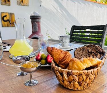 Aytre Bed & Breakfast | Oceanfront Comfort at Ô Simple Plaisir Hotel