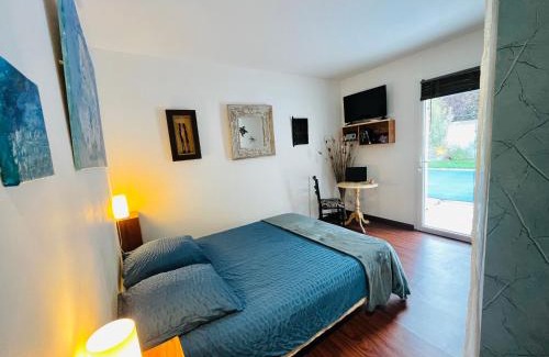 Aytre Bed & Breakfast | Oceanfront Comfort at Ô Simple Plaisir Hotel
