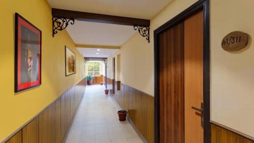 Tapovan Apartment | Experience Aloha Apartment with Ocean Views and Pool Access