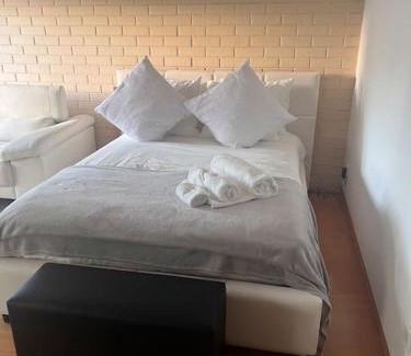 Sao Pedro da Afurada Apartment | Pet-Friendly Studio Arrabida with Family Amenities Await