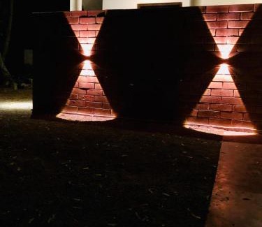Habaraduwa Apartment | Discover Siri Villa: Family & Pet-Friendly Retreat Awaits