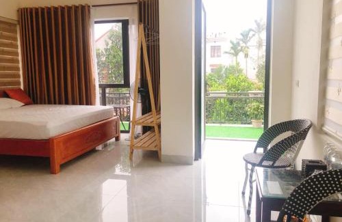 Hoa Lu House | Discover Truong Son Homestay: Family-Friendly Retreat