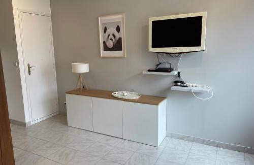 Chateauvieux Apartment | Family-Friendly Retreat at Le Cocon de Beauval, Rated 8.8/10