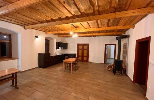 Stoky Apartment | Family-Friendly Retreat at Sluneční dvůr Smilov