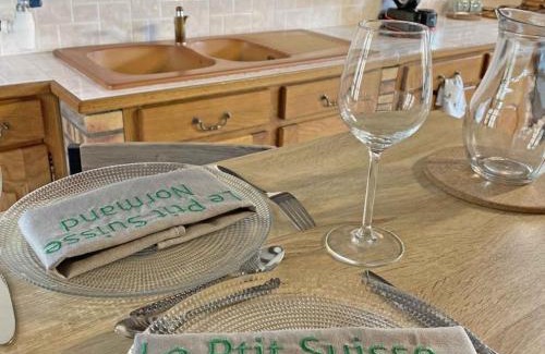La Foret-Auvray House | Cozy Gîte Putanges-le-Lac: Ideal for Families and Pets