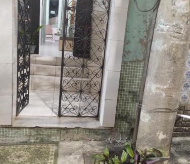 Dois de Julho House | Exceptional Zelia: Pet-Friendly Retreat for Families