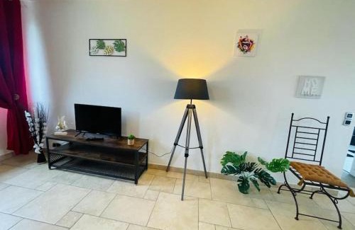 Chateauroux Apartment | Family-Friendly Chtx Bel Appart with Convenient Parking
