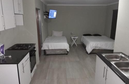 Hlabisa House | Family-Friendly Stay at Eduyaza Guesthouse2