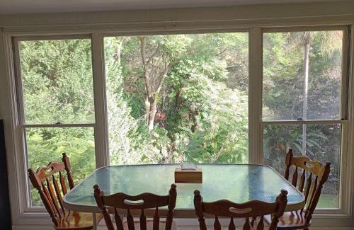 Beecroft House | Inviting House in Beecroft - Perfect for Families
