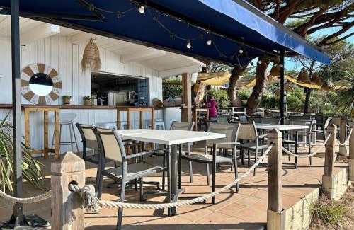 Sainte-Maxime House | Beachfront Mas l'Amoroso: Family & Pet Friendly Retreat
