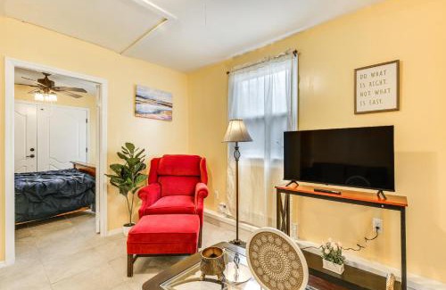 Poughkeepsie Apartment | Cozy Poughkeepsie Hideaway with Hot Tub & River Views