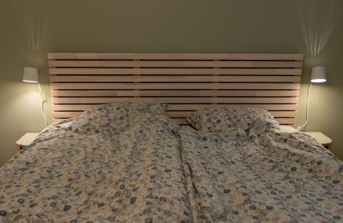 Kabelvag House | Cozy Home in the Heart of Lofoten - Family Friendly Stay