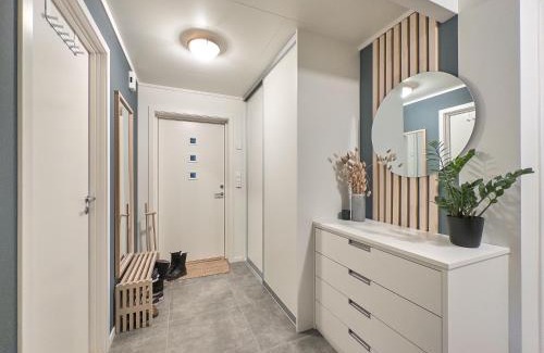 Kabelvag House | Cozy Home in the Heart of Lofoten - Family Friendly Stay