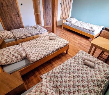 Kamienna Gora House | Family-Friendly Retreat at Karkonoska Drewniana Chata