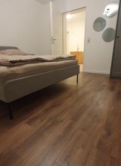 Weingarten House | Cozy Stube 21: Guest Rated 8/10 with Kitchen Access
