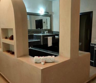 Annakhil House | Discover Domaine Diamant Bleu: Family-Friendly Getaway