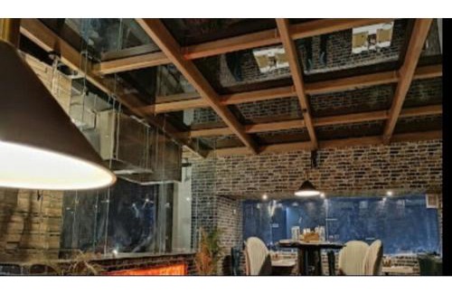 Malda House | Top-Rated Hotel Papilio: Family-Friendly with Breakfast Included