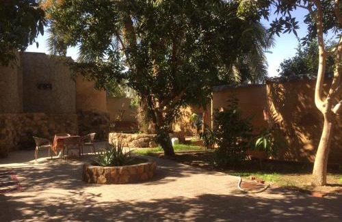 Bawati Hotel | Pet-Friendly Retreat at New Oasis: Family Welcoming Getaway