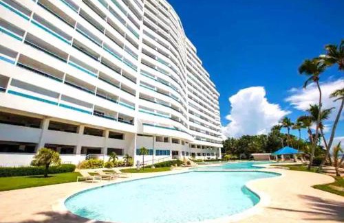 Juan Dolio - El Pueblo Apartment | Family-Friendly Retreat in Playa Juan Dolio with Pool