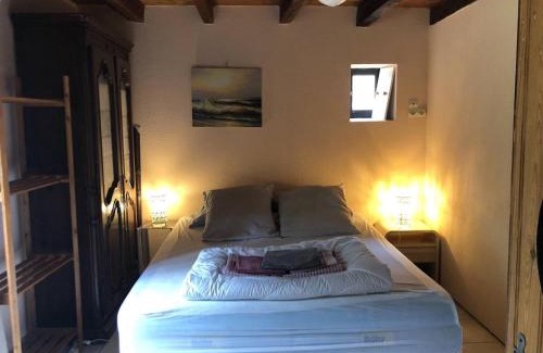 Herbignac House | Authentic Chaumiere for 9 – Perfect Family Getaway