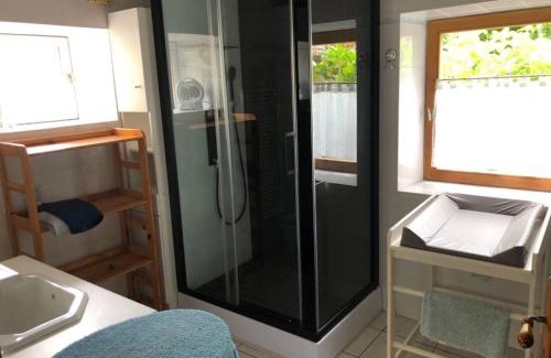 Herbignac House | Authentic Chaumiere for 9 – Perfect Family Getaway