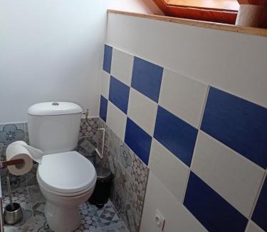 Thorigne-sur-Due Bed & Breakfast | Comfortable Triple Room - Pet & Child Friendly Retreat