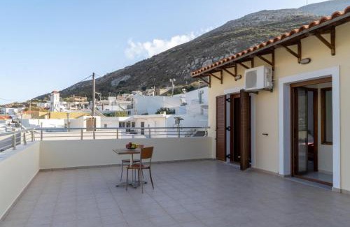 Akoumia House | Family-Friendly Retreat at the House of Papadogiannis