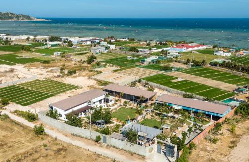 Ninh Hai Hotel | Budget-Friendly Stay at Chilli Fields with Kitchen & Kids' Area