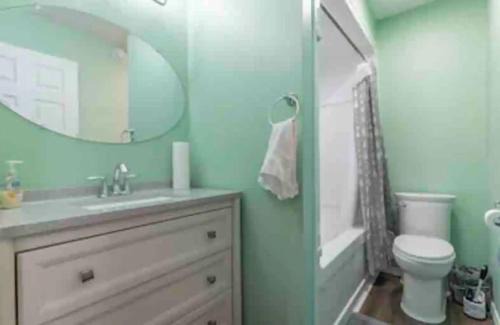 Quinte West Hotel | Idyllic Riverfront Suites in Quinte, ON - Family Friendly Stay
