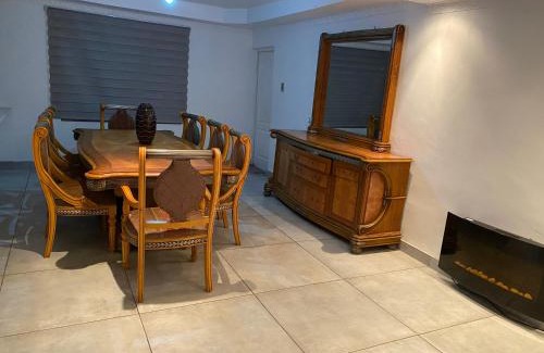 Mnquma House | Guest Rated: Datty Tatty with Child-Friendly Amenities