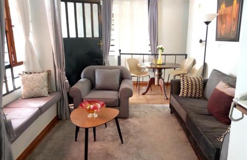Runda Apartment | Charming Guest Wing in Runda with Pool & Pet Friendly