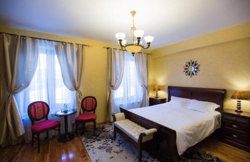 Pianu de Jos Cabin | Experience Oceanfront Bliss at Conacul Dante Hotel