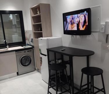 Eastern Khezama Apartment | Family-Friendly Getaway at RcH403N - Ideal for All Ages