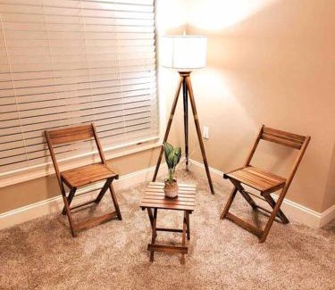 Cleveland Villa | Cozy Townhome in Cleveland - Guest Rated 10/10 and Family-Friendly