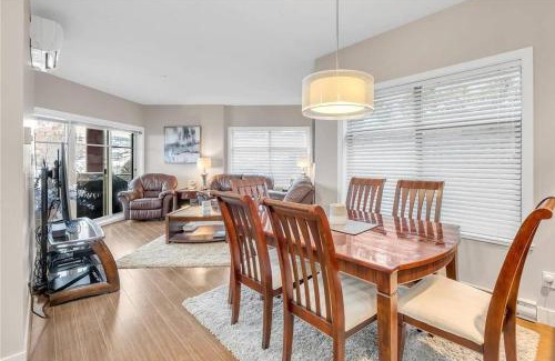 Central Okanagan Apartment | Vista del Ray: Family-Friendly Retreat with Pool & Hot Tub