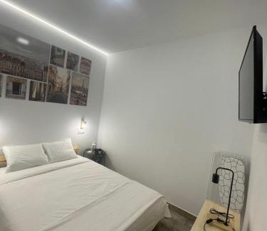 Tetuan Apartment | Cozy Stay at Apartamentos JAP Villaamil - Guest Rated 7/10